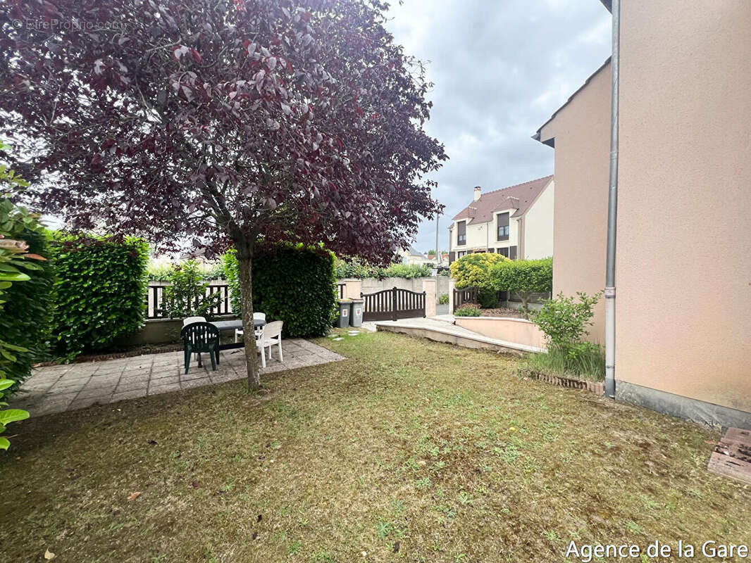 Maison à HOUILLES
