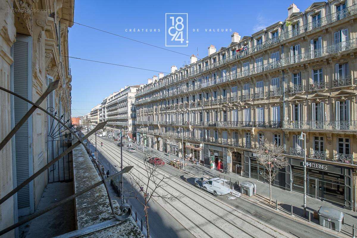 Appartement à MARSEILLE-2E