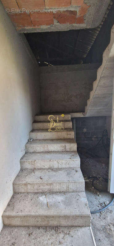 Parking à MARIGNY-MARMANDE