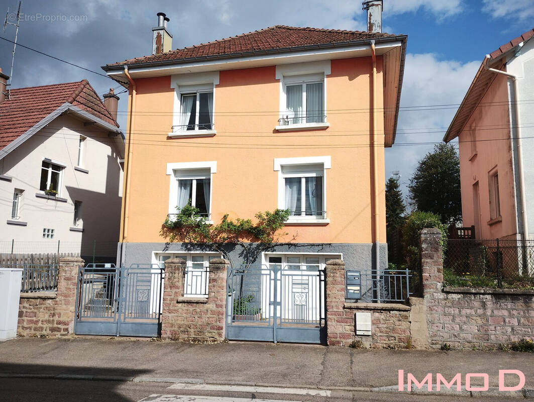 Maison à EPINAL