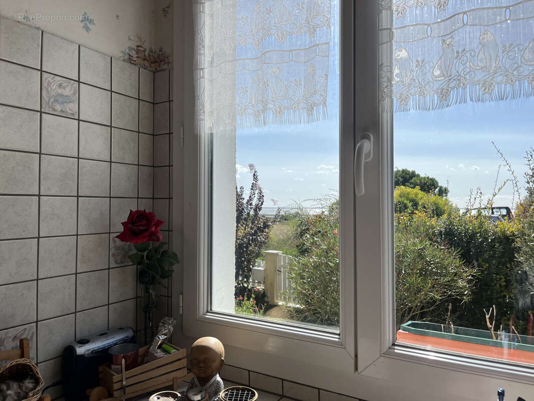 Maison à MORTAGNE-SUR-GIRONDE