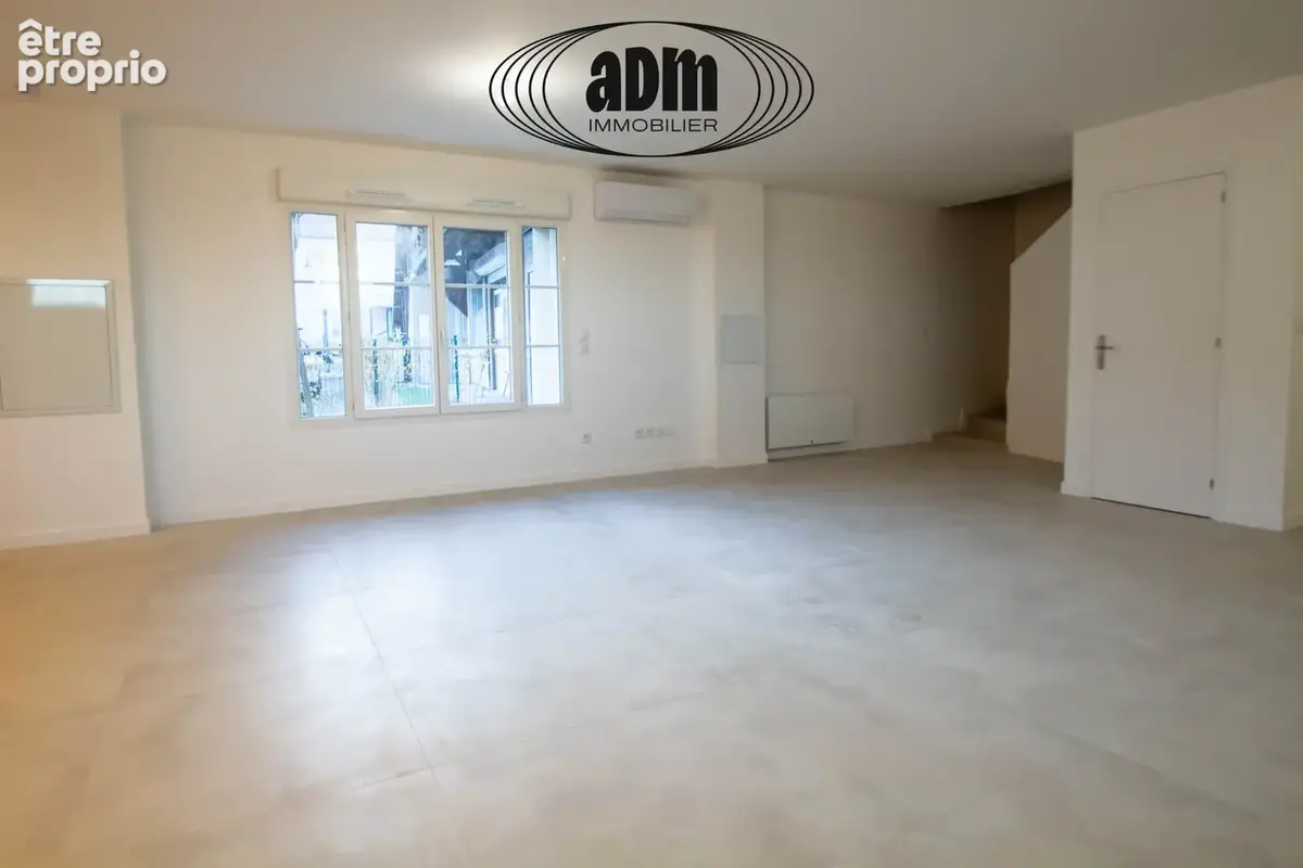 Maison 125 m² à Bussy-Saint-Georges  - photo 5