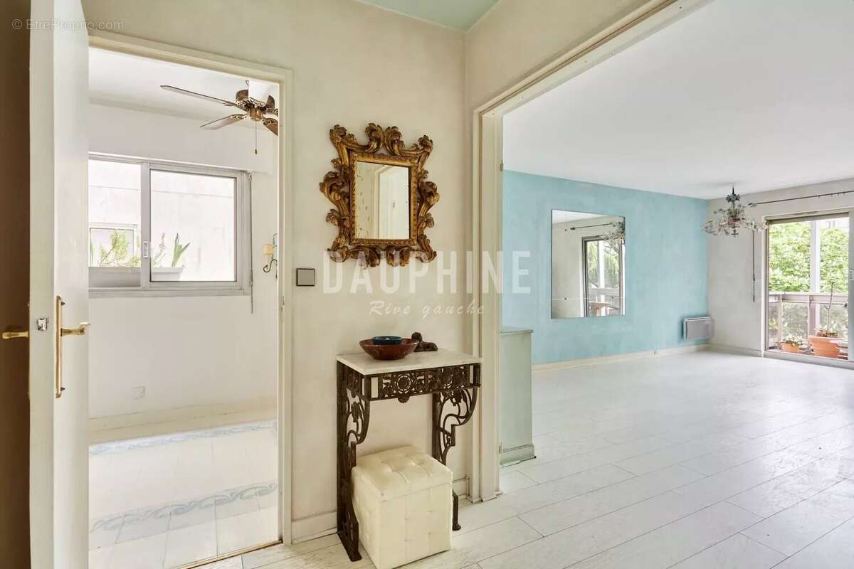 Appartement à PARIS-6E