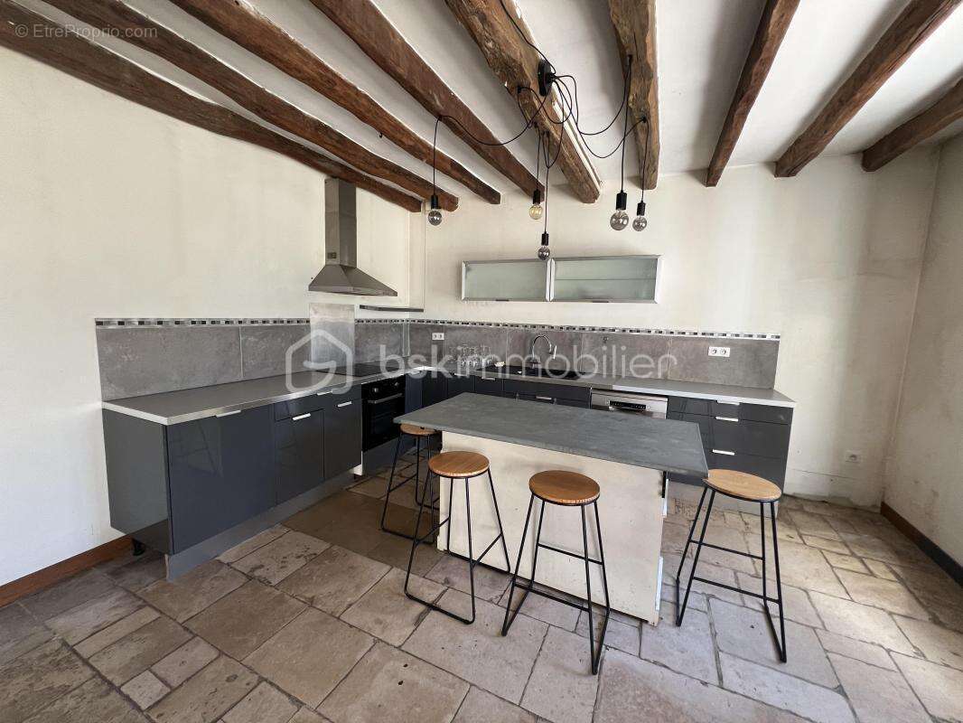 Maison à BAZAINVILLE