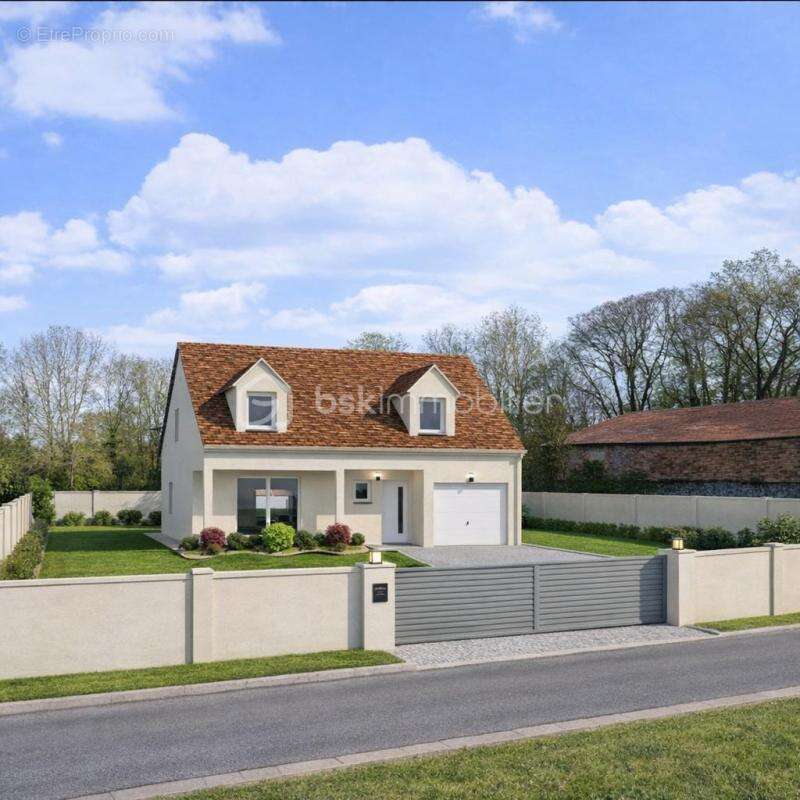 Terrain à SAINT-MAURICE-MONTCOURONNE