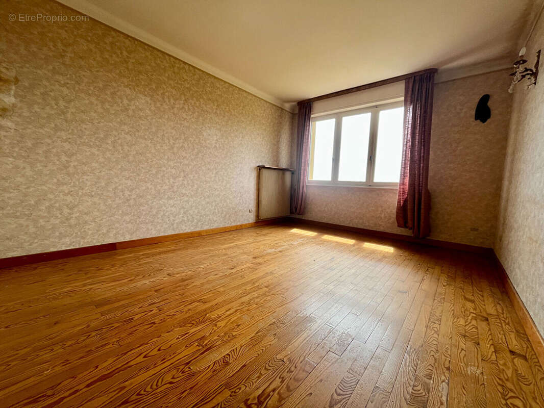 Maison à CONTZ-LES-BAINS