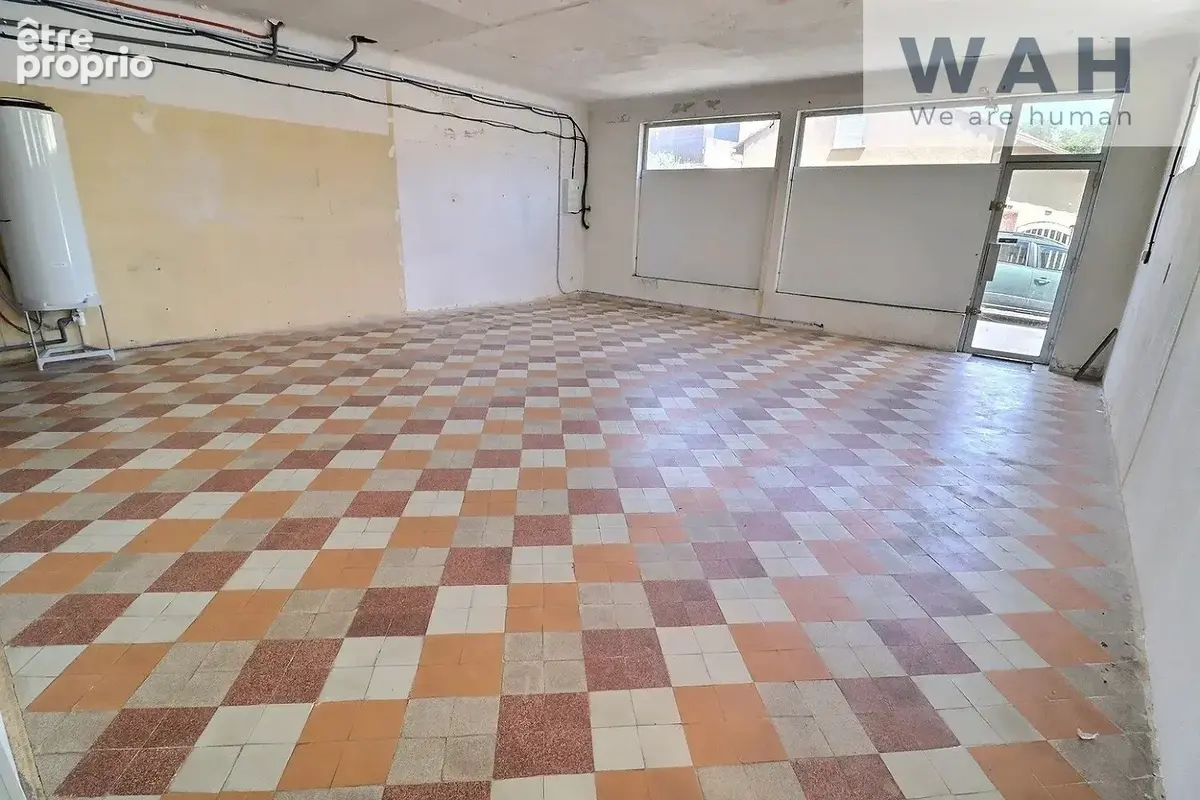 Vente maison de ville 3 pieces + local commercial  34230 pau - photo 7
