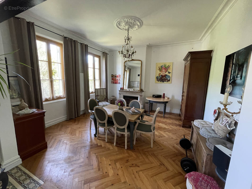 Maison à BELIN-BELIET