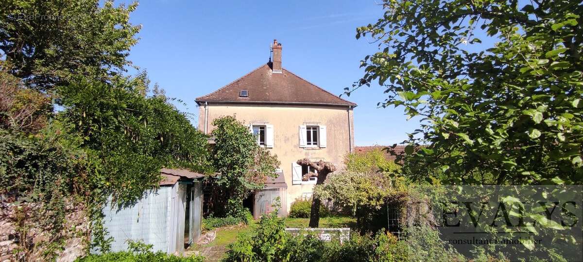 Maison à AUTUN