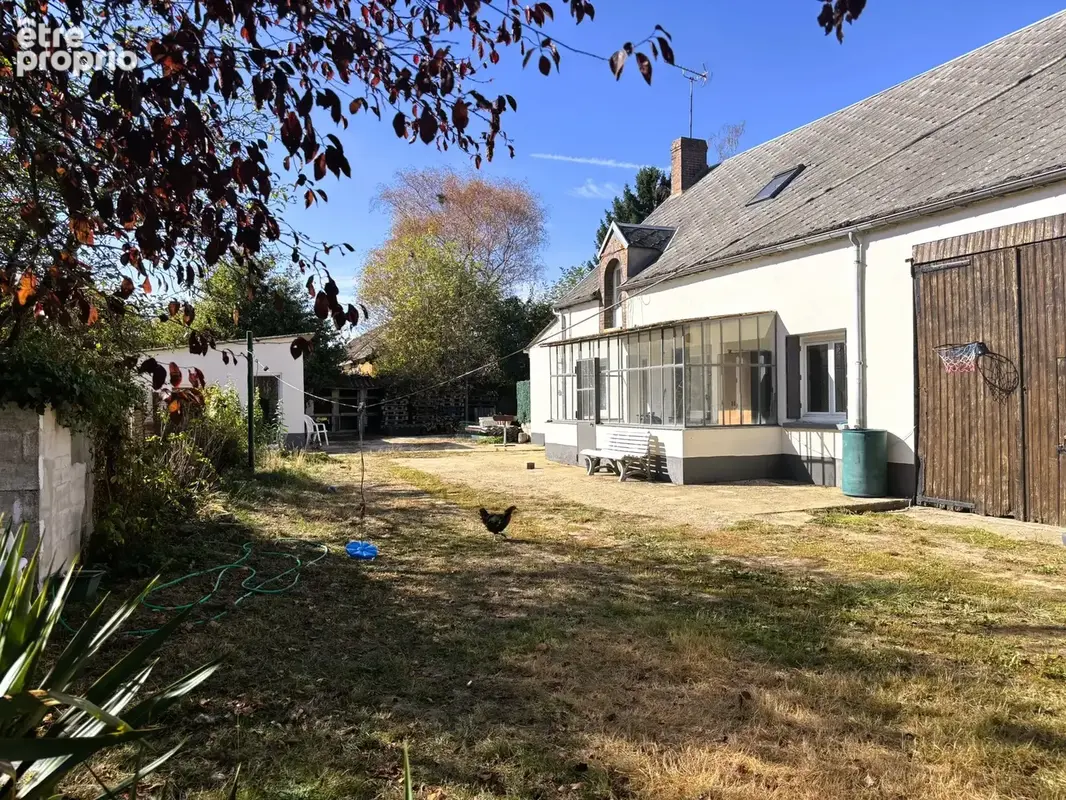 Maison 6 pièces 121 m² à vendre à Courtenay (45320) - photo 2