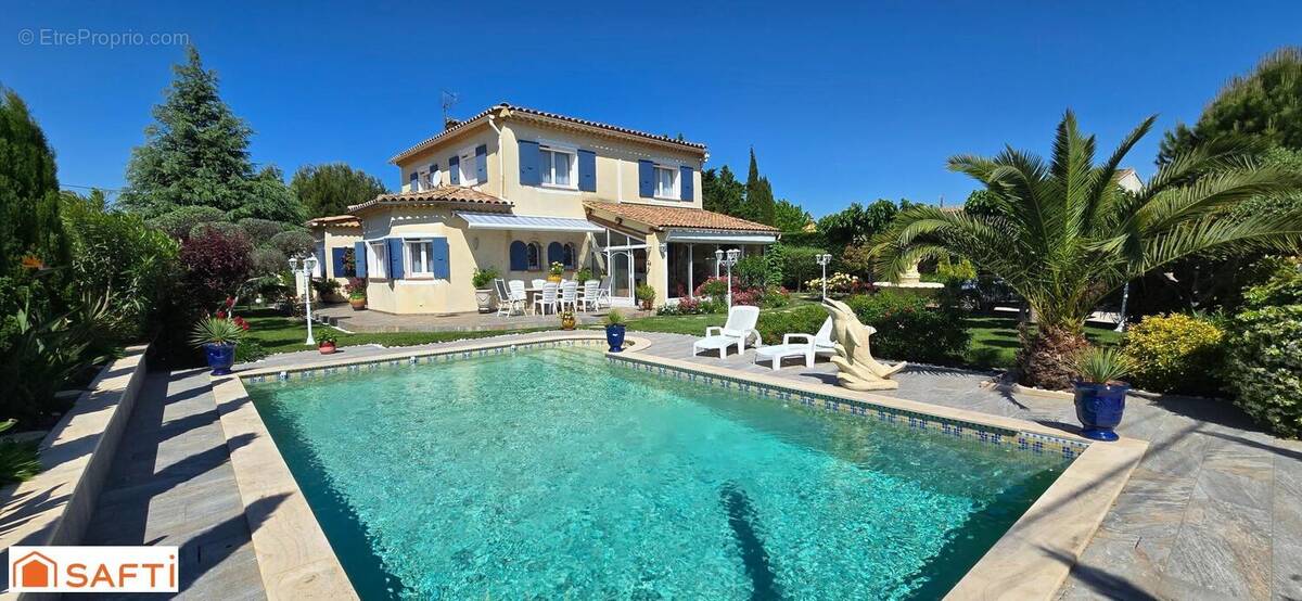 Photo 1 - Maison à ROCHEFORT-DU-GARD