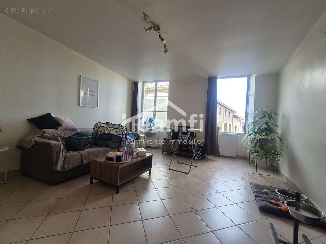 Appartement à COURPIERE