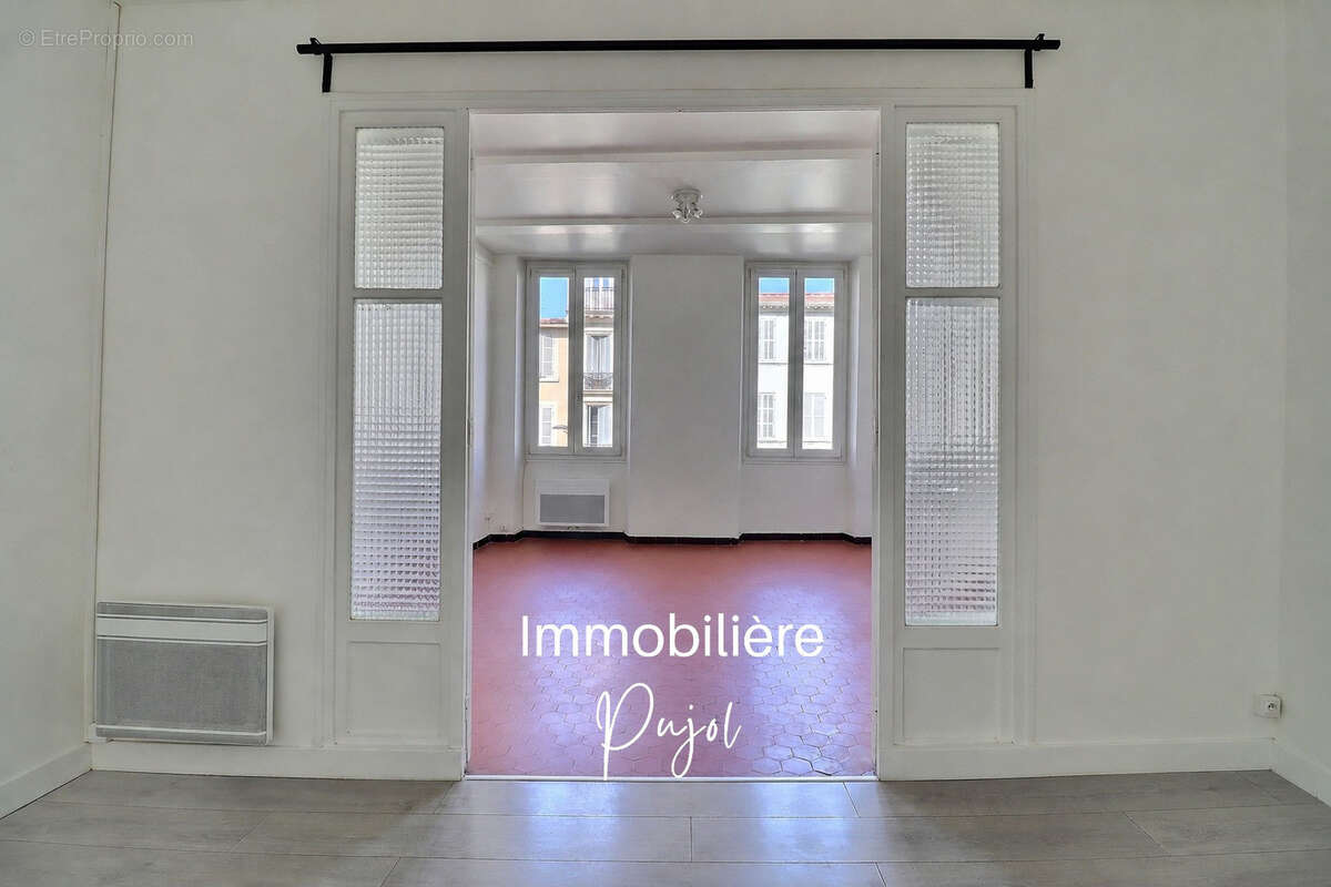 T1/2 36m2 Quartier Castellane - photo 3