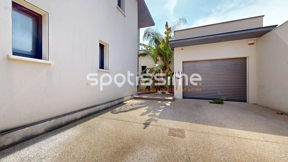 AGDE  Villa T5 de 2019 avec jardin, garage et prestations actuelles - photo 29