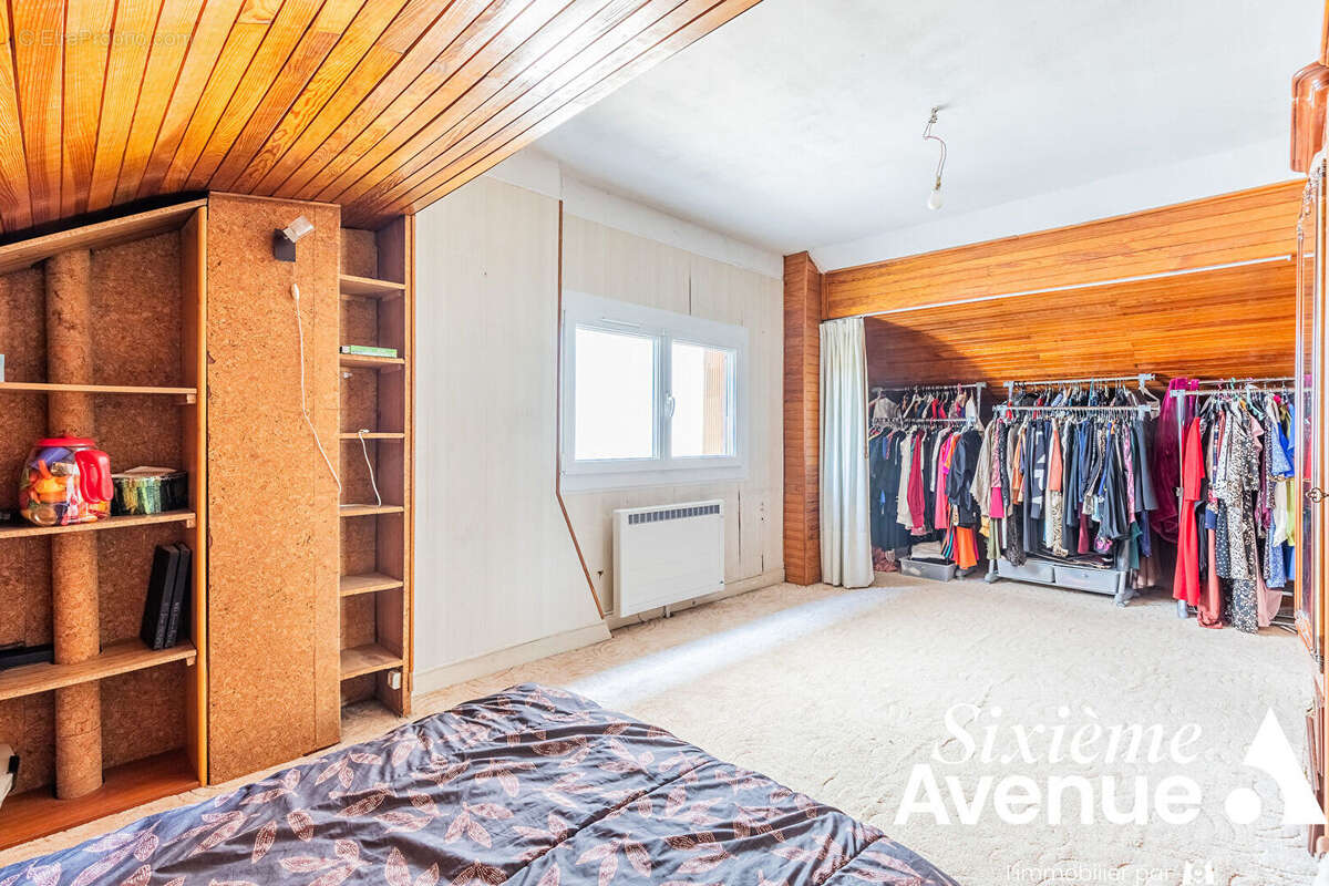 Maison à SAVIGNY-SUR-ORGE