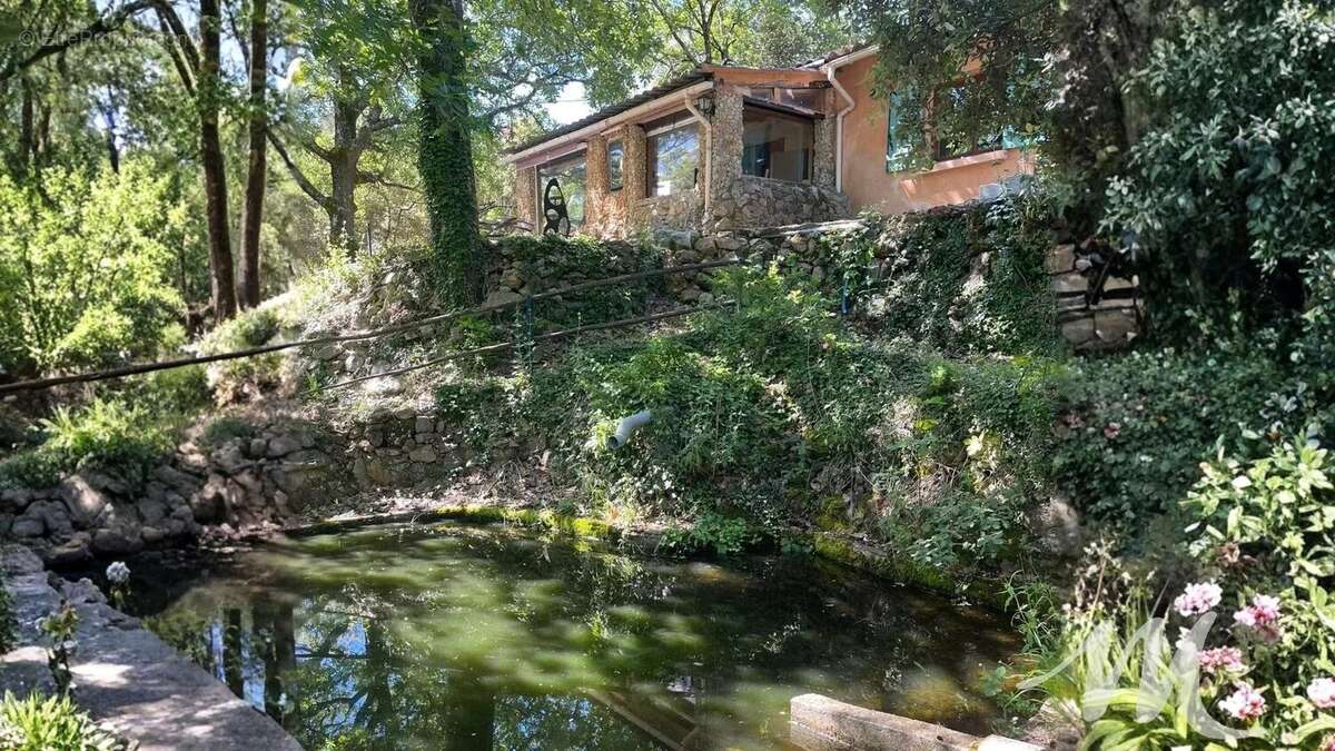 Maison à BARJOLS