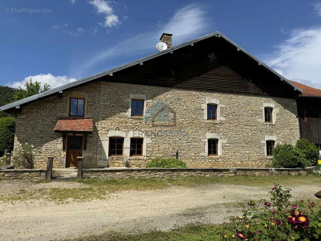 Maison à VALONNE