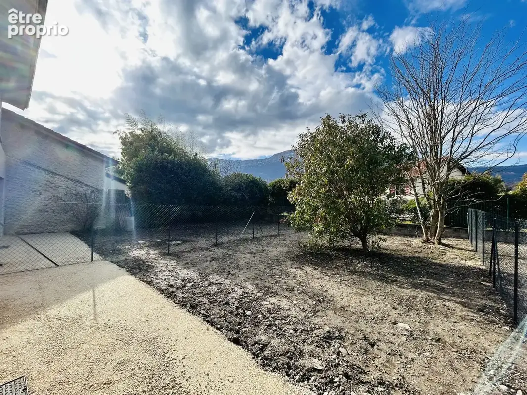 Maison 4 pièces 90 m² à vendre à Echirolles (38130) - photo 3