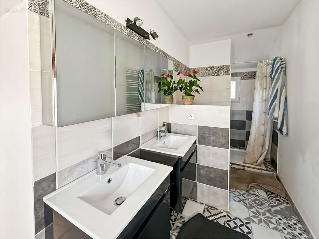 Maison à BARBENTANE