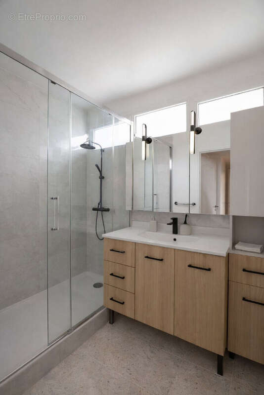 Appartement à CHATILLON