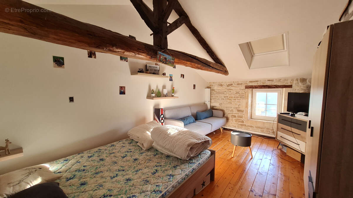 Maison à ASNIERES-SUR-NOUERE