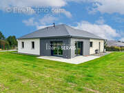 Maison à LA VILLETTE