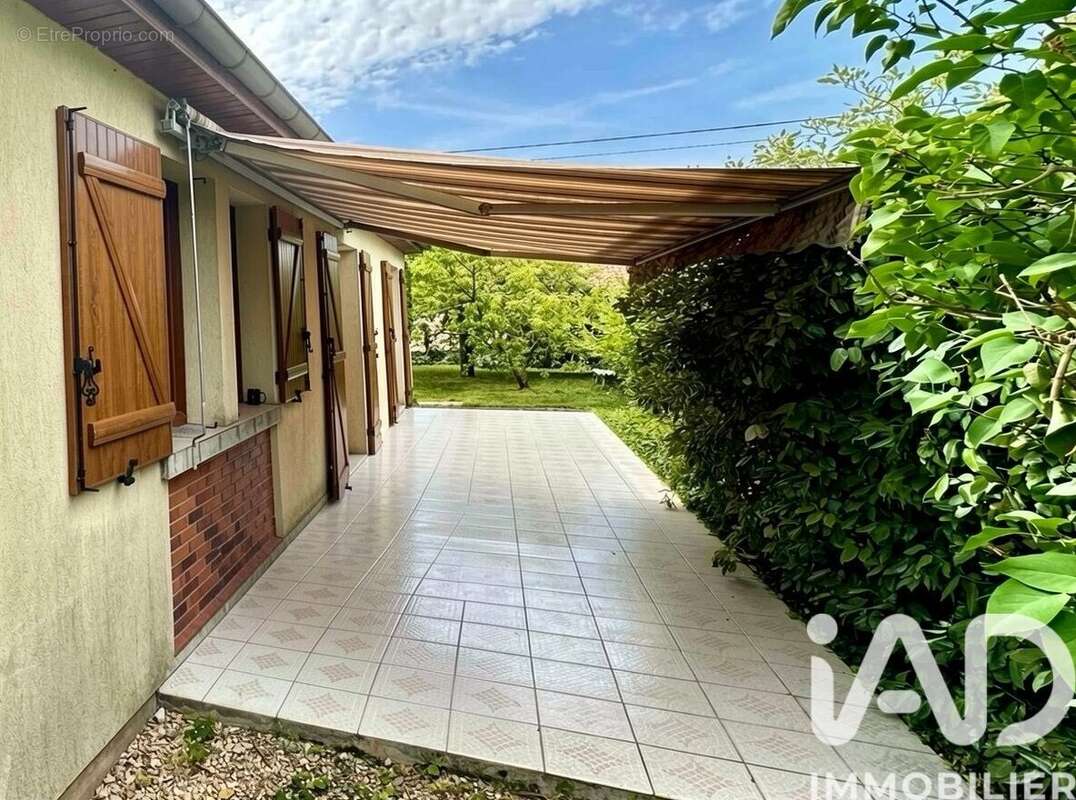 Maison 125 m² à Brevonnes  - photo 3