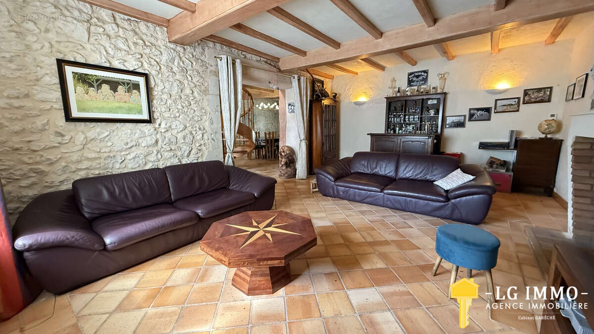 Maison à SEMUSSAC