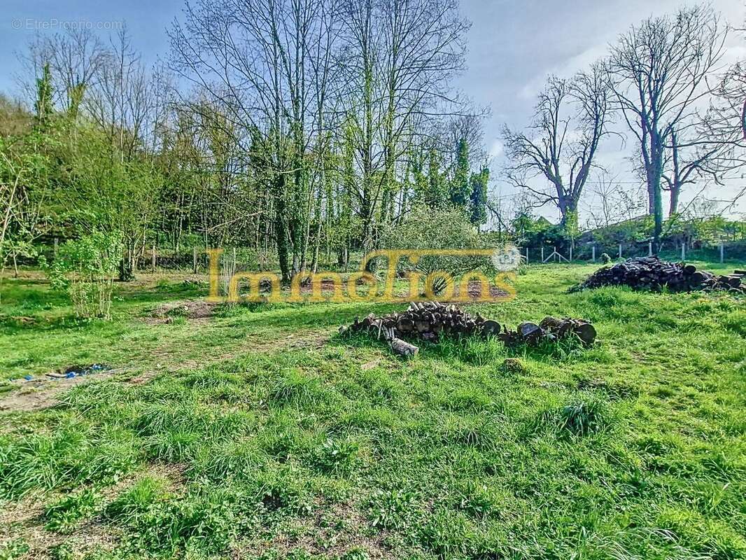 Maison à SAINT-JUST-DE-CLAIX