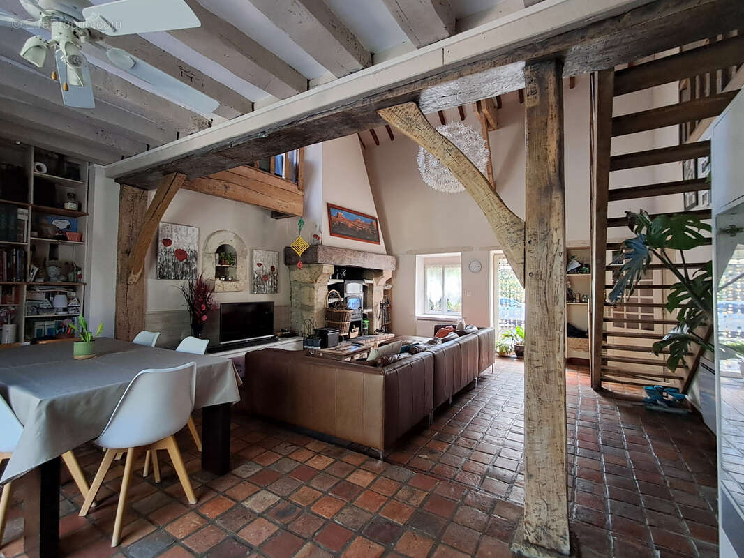 Maison à BEAULIEU-SUR-LOIRE
