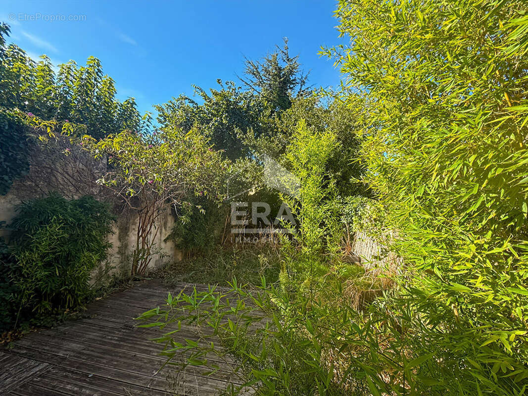 Maison à SAINT-CANNAT