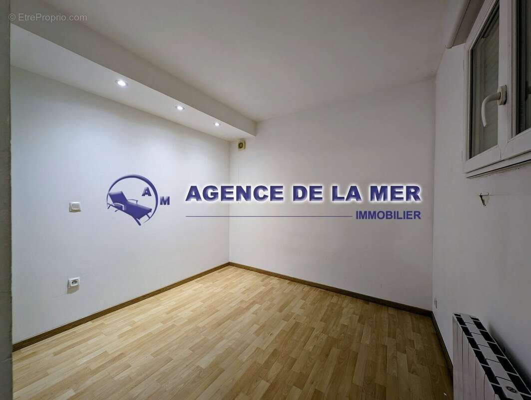 La Grande-Motte  Maison 4 pièces avec piscine et garage, au calme d'une impasse privée - photo 9