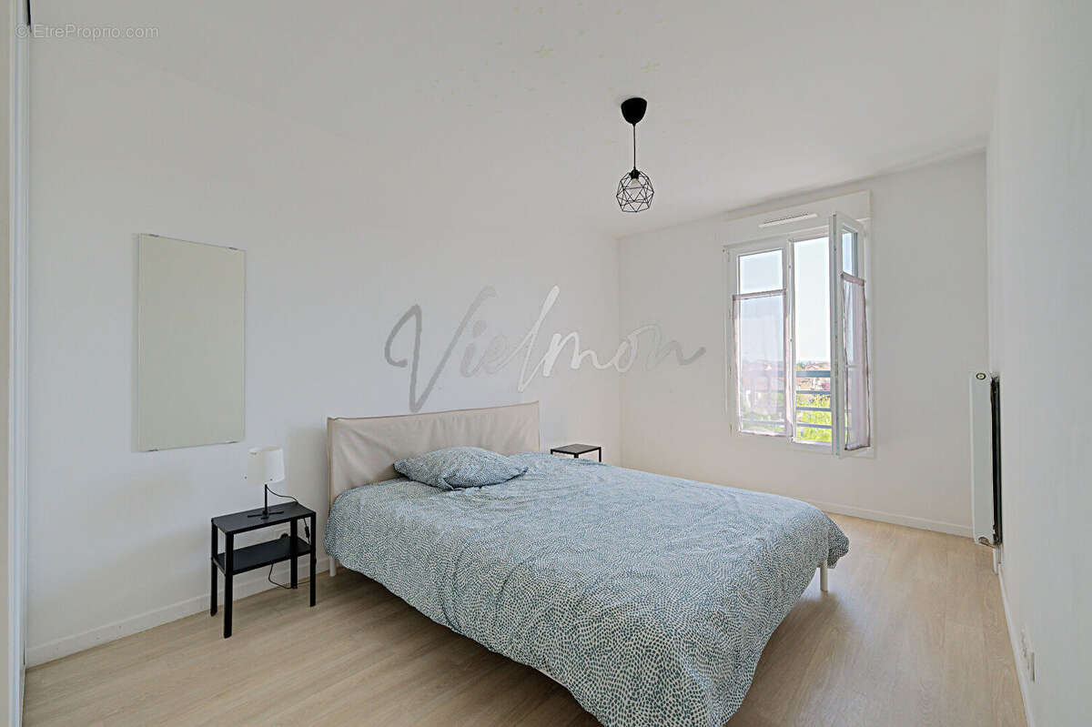 Appartement à LE BLANC-MESNIL