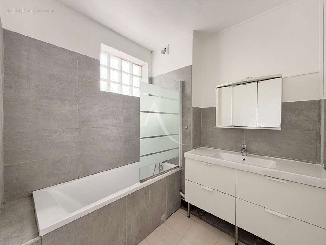 Appartement à NOGENT-SUR-MARNE