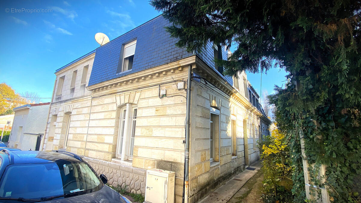 Maison à LE BOUSCAT