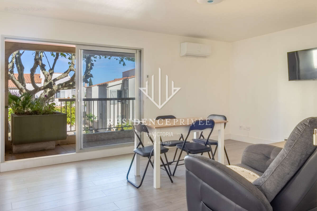 Appartement à HYERES