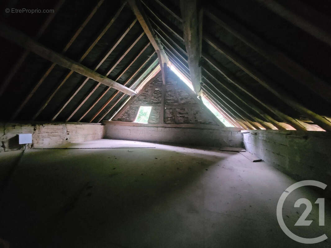 Maison 93 m² à La Chapelle-Thecle  - photo 9