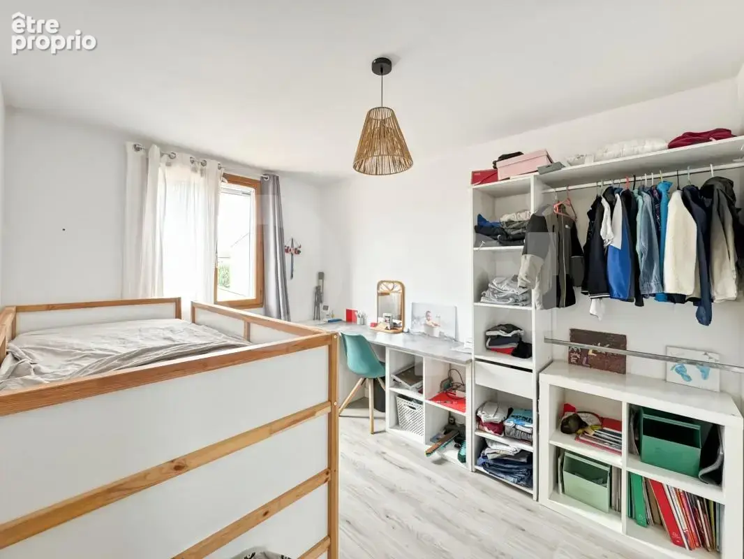 EXCLUSIVITÉ ORPI – Maison familiale avec piscine au cœur de La Crau - photo 7
