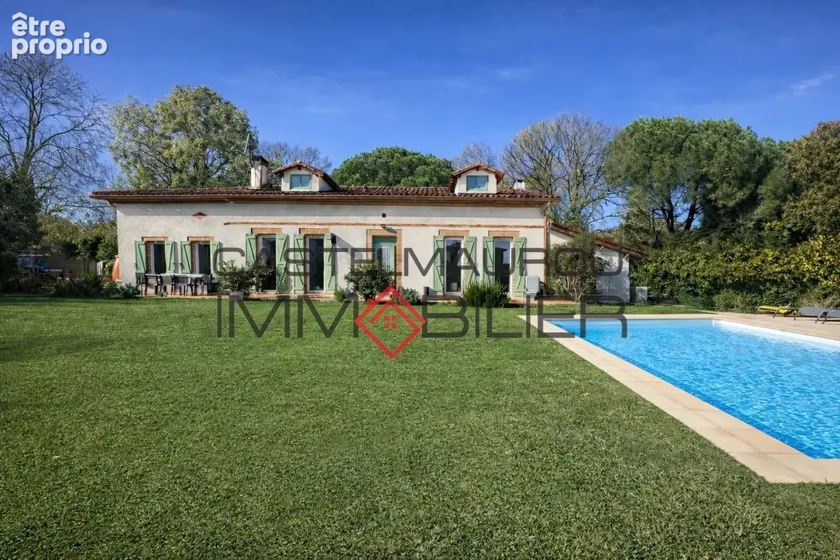 Lauragaise de 260 m2 sur 2500 m2 de parcelle - photo 1