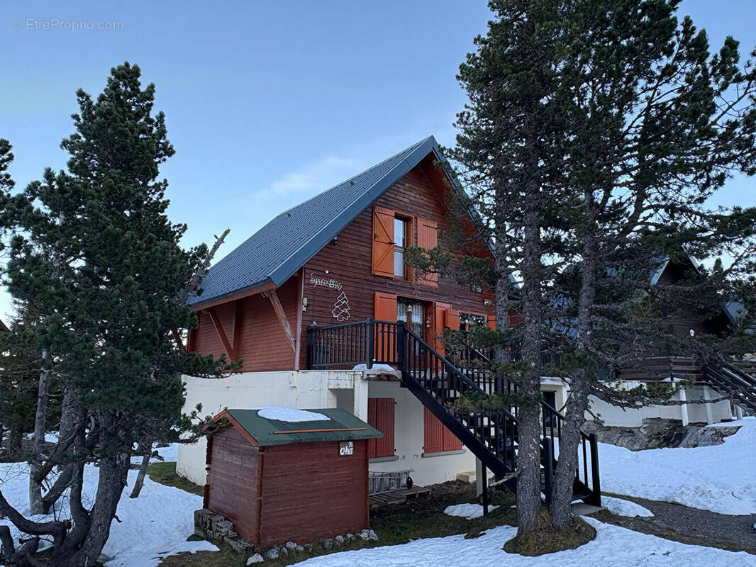 Appartement à ARETTE