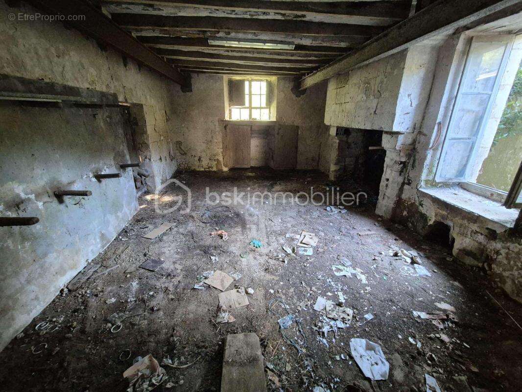 Maison à FLEE