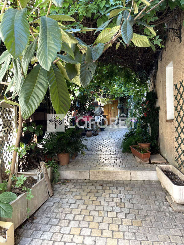 Appartement à LA PENNE-SUR-HUVEAUNE