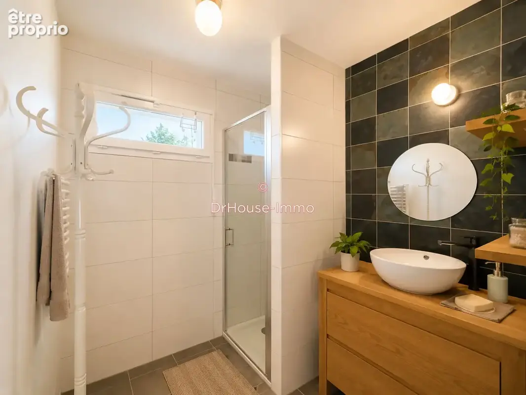 Appartement 63 m² à Begles  - photo 7