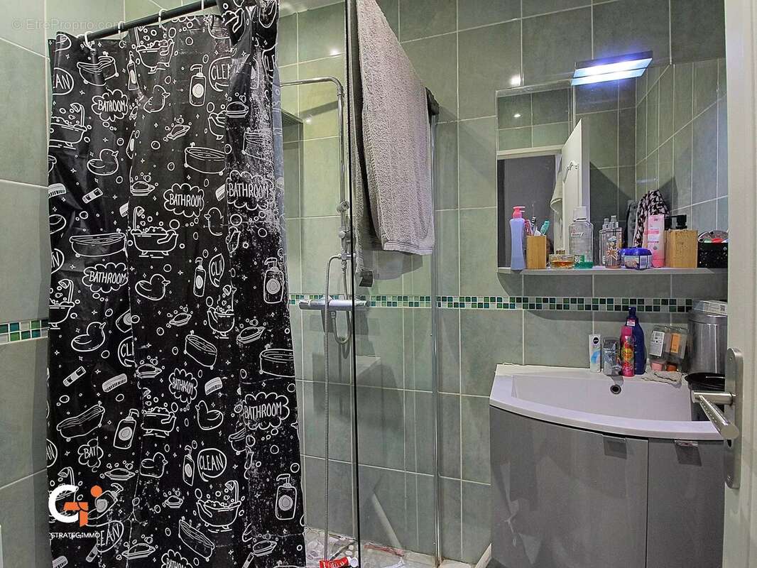 Appartement à ARQUES-LA-BATAILLE