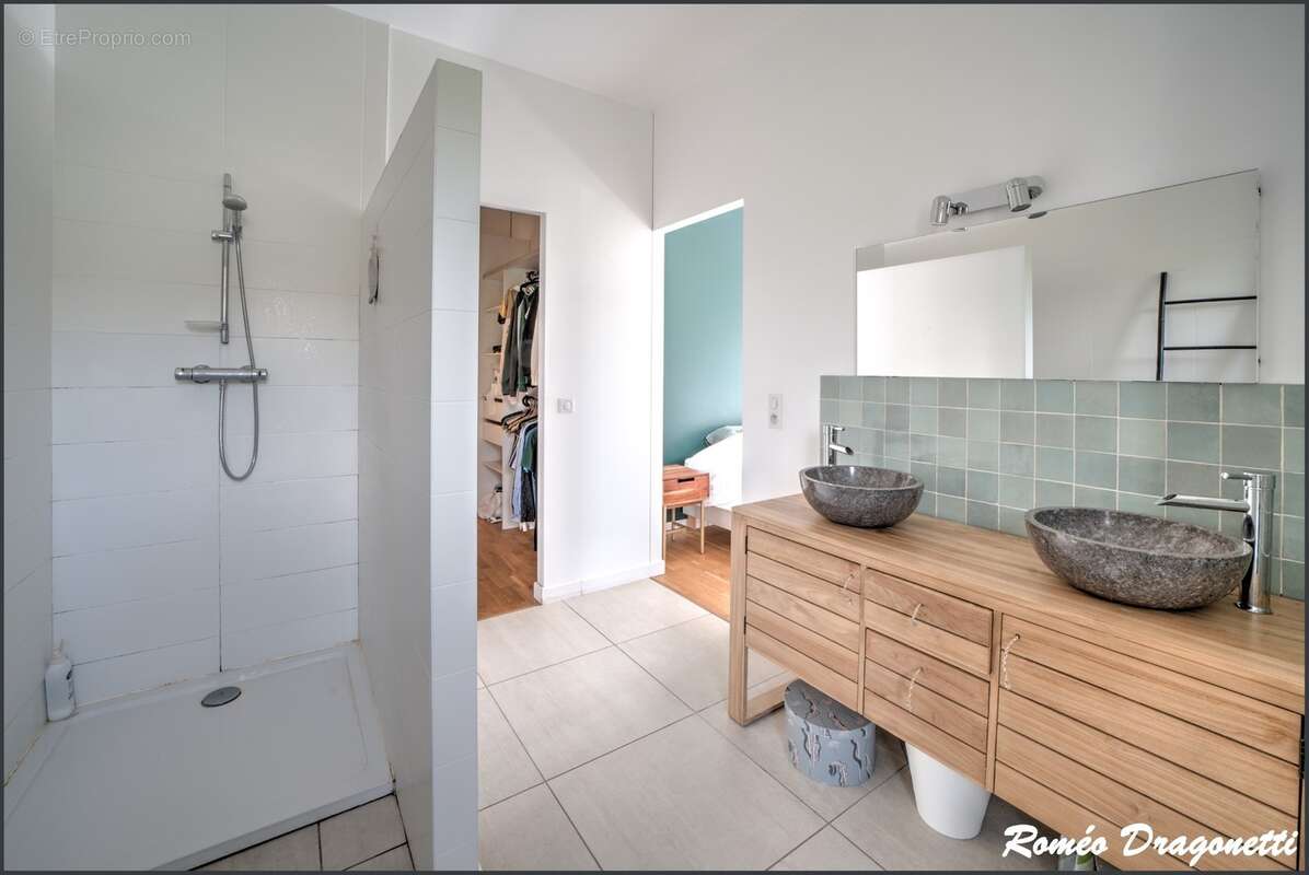 Dpt Ain (01), à vendre PREVESSIN MOENS appartement T4 de 153,89 m² - photo 12