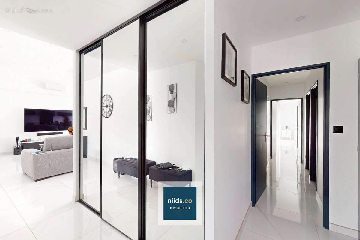 Maison à NIEUL-SUR-MER