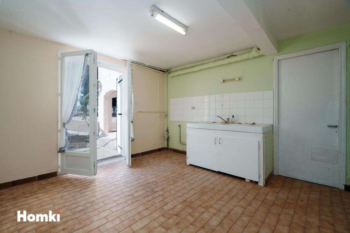 Maison à VILLENEUVE-LES-BEZIERS