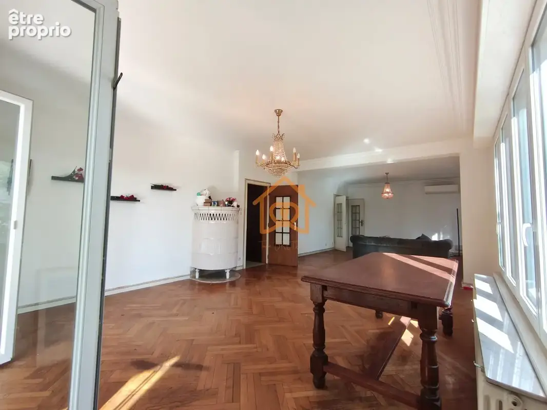 Maison 8 pièces 295 m² à vendre à Lingolsheim (67380) - photo 5
