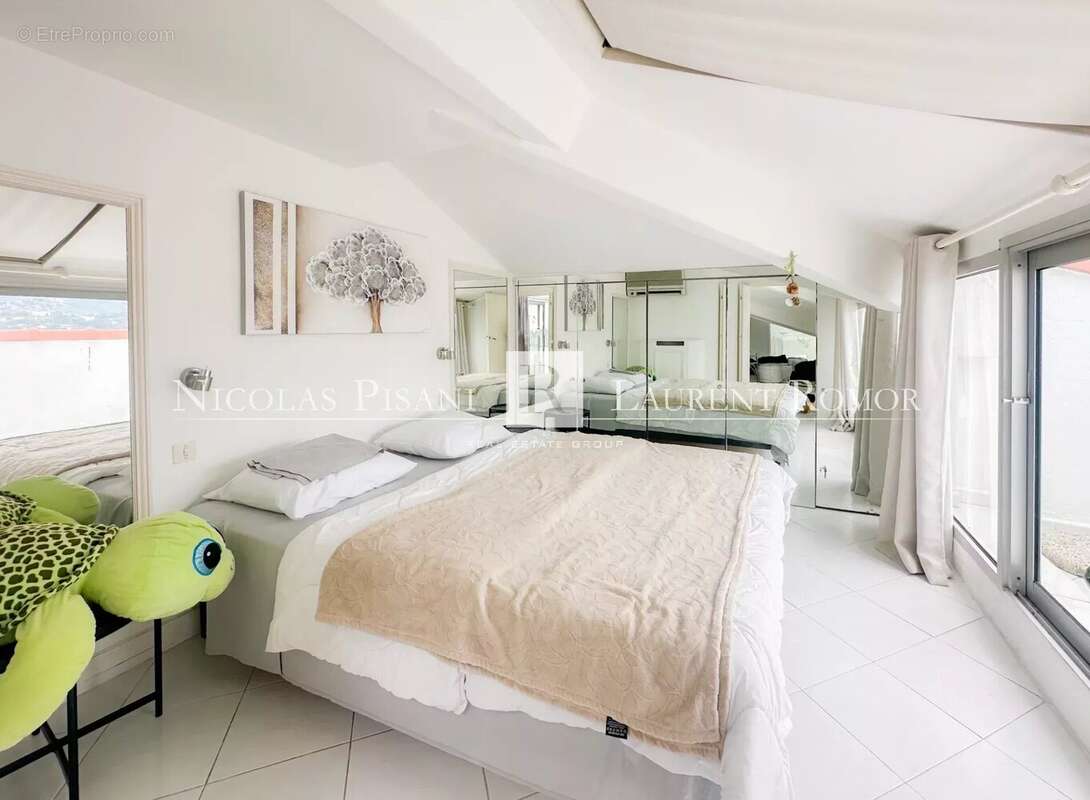 Appartement à ROQUEBRUNE-CAP-MARTIN