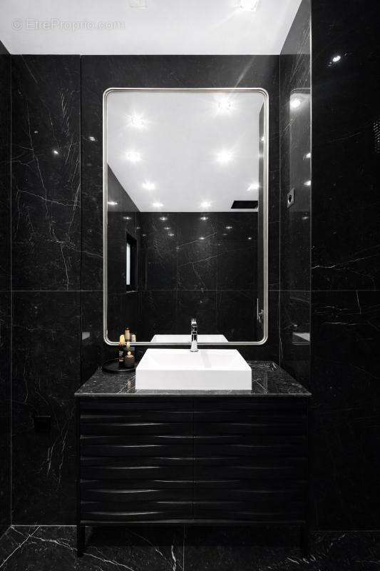 Maison à SAINT-MAUR-DES-FOSSES